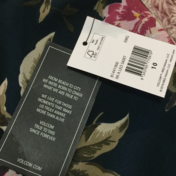 NWT VOLCOM FLORAL SKIRT | sz 10 fitted midi - Picture 10 of 16